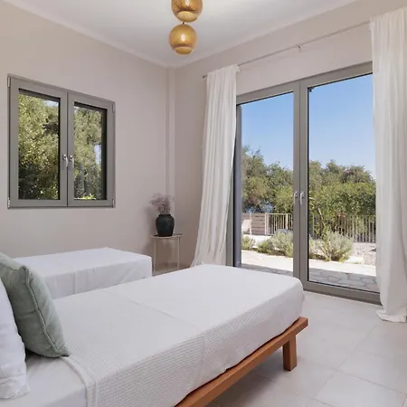 Opstante Corfu * Бенитсес