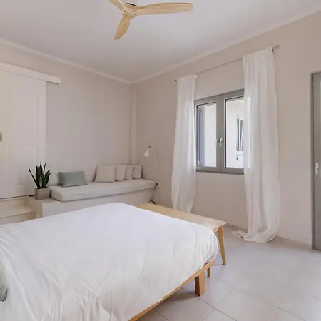Opstante Corfu Ferienhaus Benitses (Corfu)